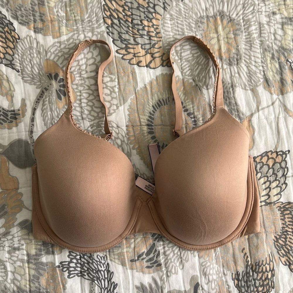 32DDD Victorias Secret Bra Lightly Lined Perfect Coverage Body by Victoria
